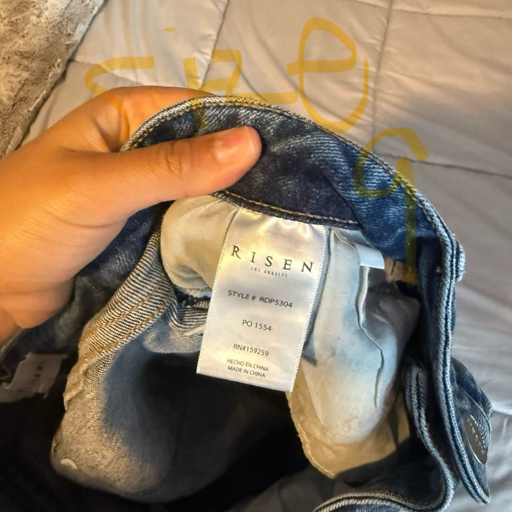 Risen Blue Jeans - Picture 4 of 4
